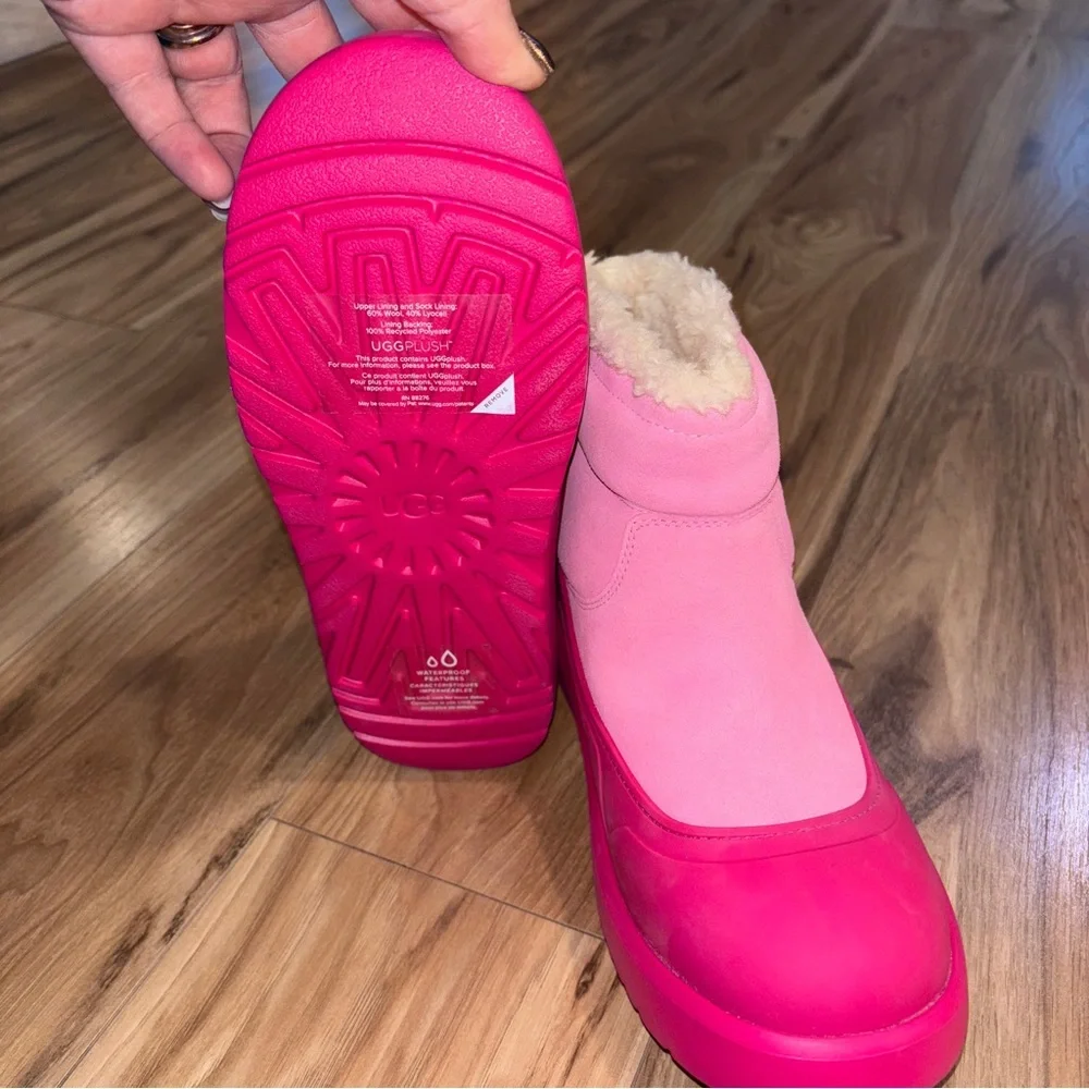 UGG Classic Mini Mod - Picture 4 of 7